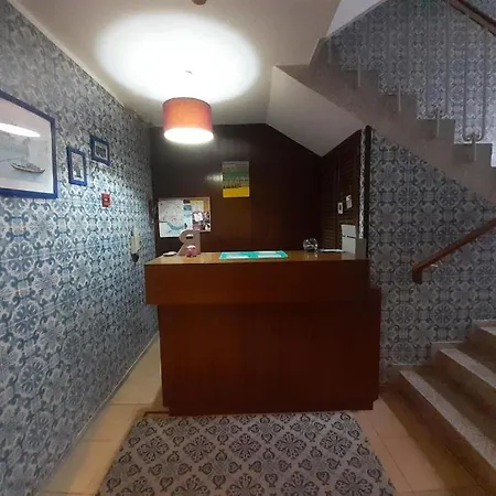 Porto Central Hostel 게스트하우스 *